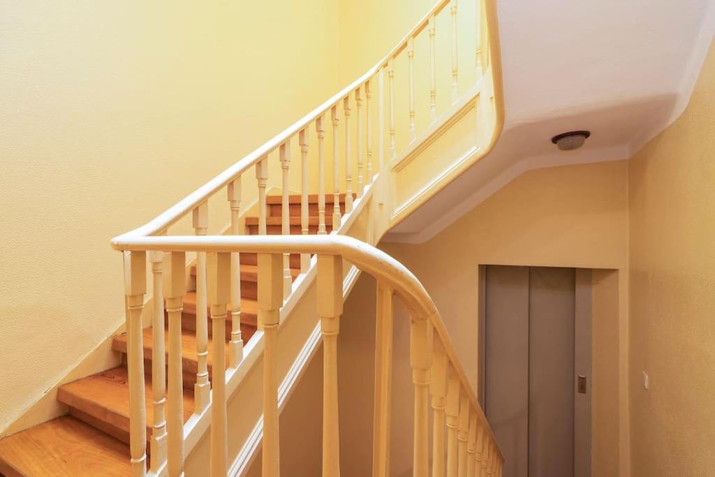 Spacious Apartment Near Saldanha Lisboa Εξωτερικό φωτογραφία