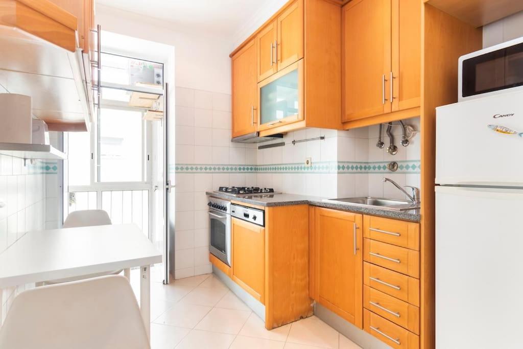 Spacious Apartment Near Saldanha Lisboa Εξωτερικό φωτογραφία