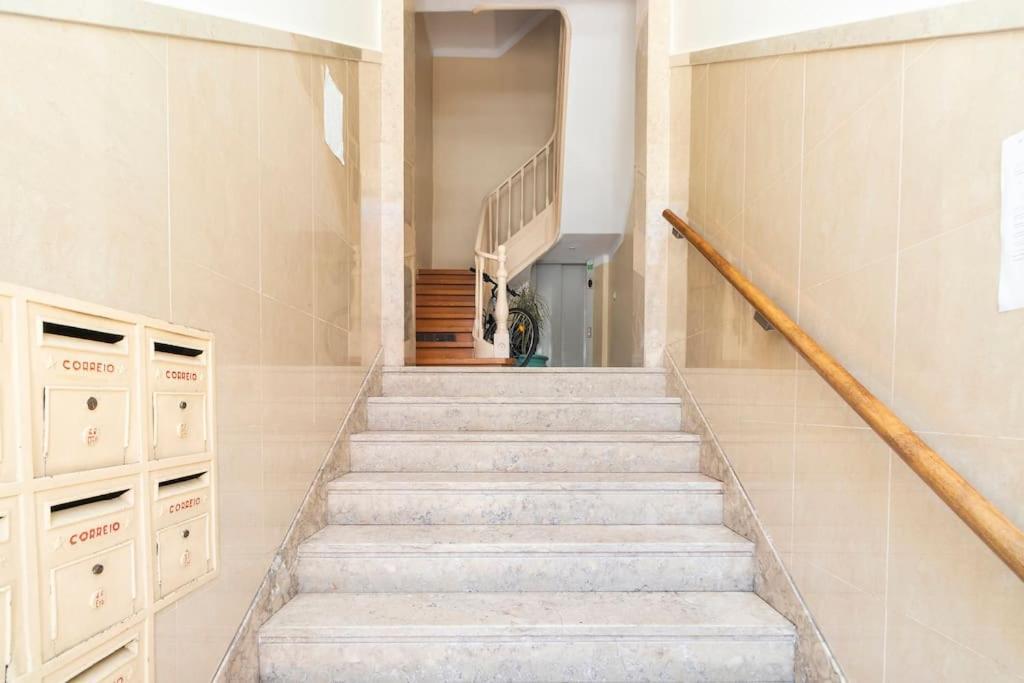 Spacious Apartment Near Saldanha Lisboa Εξωτερικό φωτογραφία